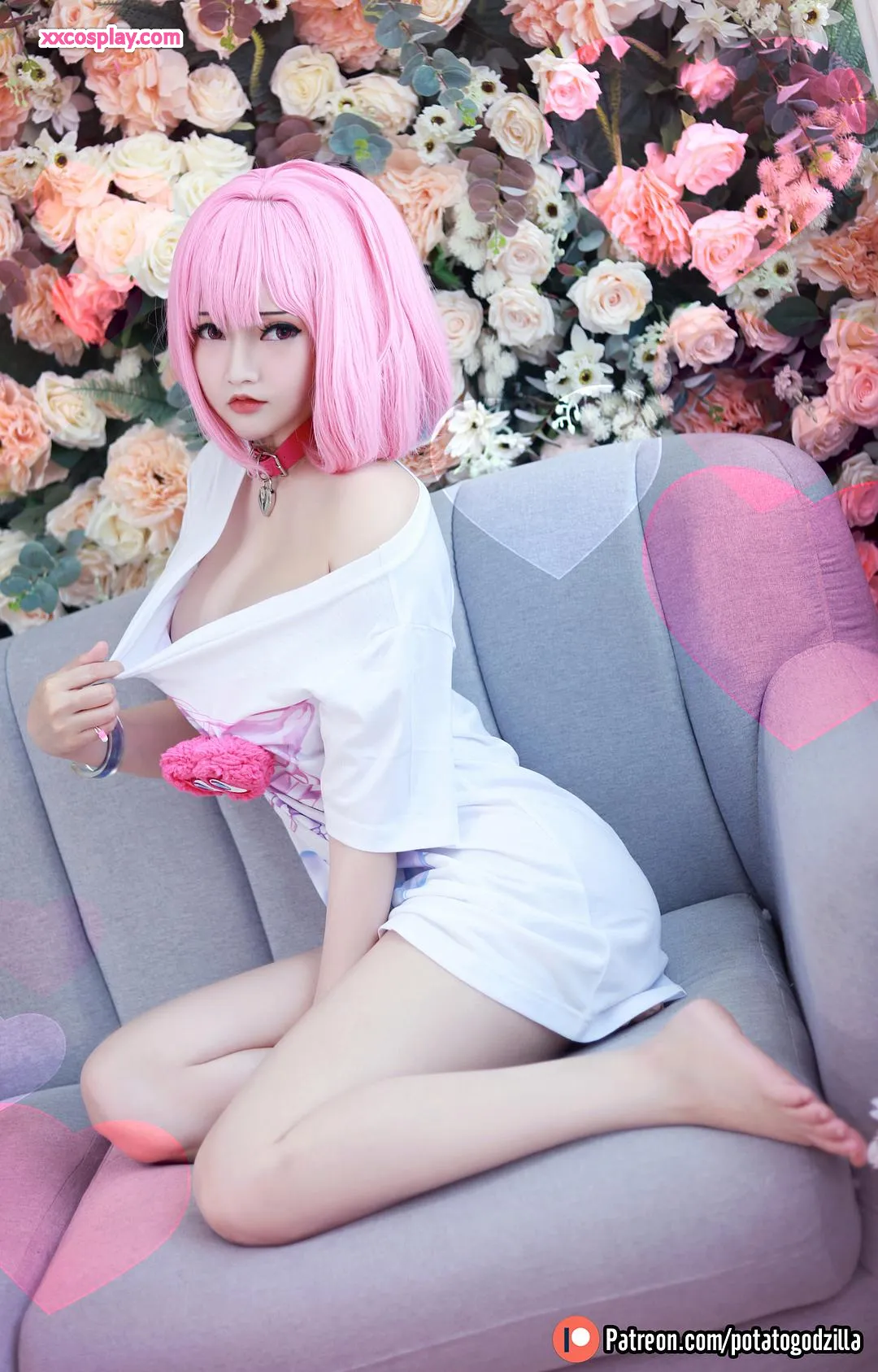 Potato Godzilla: Riamu Yumemi Lingerie Cosplay